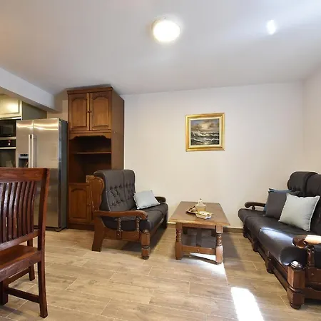 Mandika Apartment