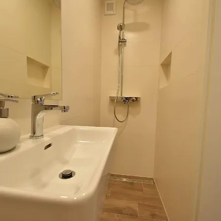 Apartment Mandika *